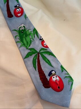 Eagle Wings Veggie Tales Gilligan's Island Vintage Novelty Men's Tie, Larry, Bob